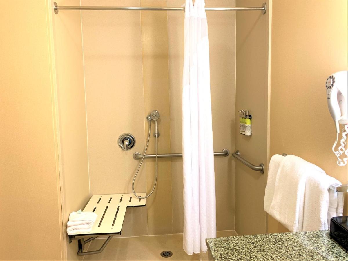 Holiday Inn Express Fresno Northwest - Herndon By Ihg Esterno foto