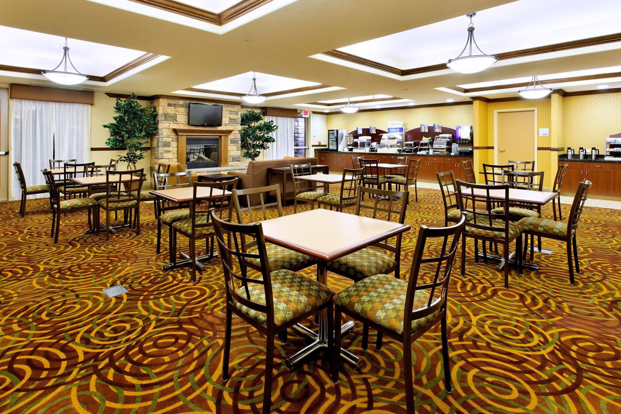 Holiday Inn Express Fresno Northwest - Herndon By Ihg Esterno foto